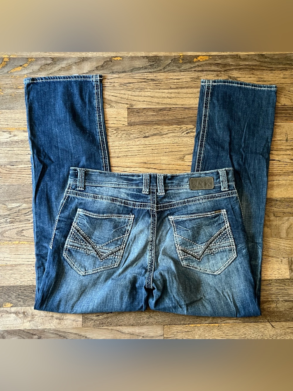 Buckle jeans